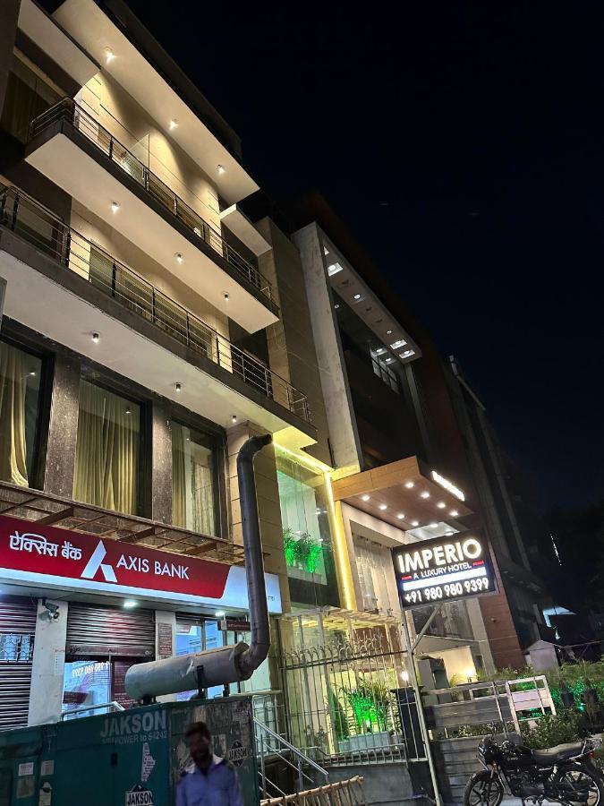 Hotel The Imperio New Delhi Exterior photo